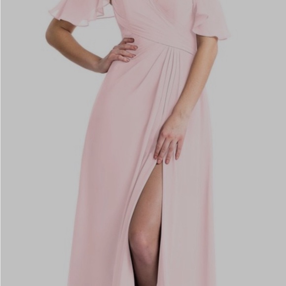 Dress for any occasion see attached pictures for styles. - Picture 4 of 4